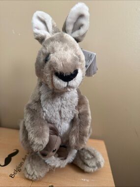 Wild Republic Kangaroo with baby- Brown